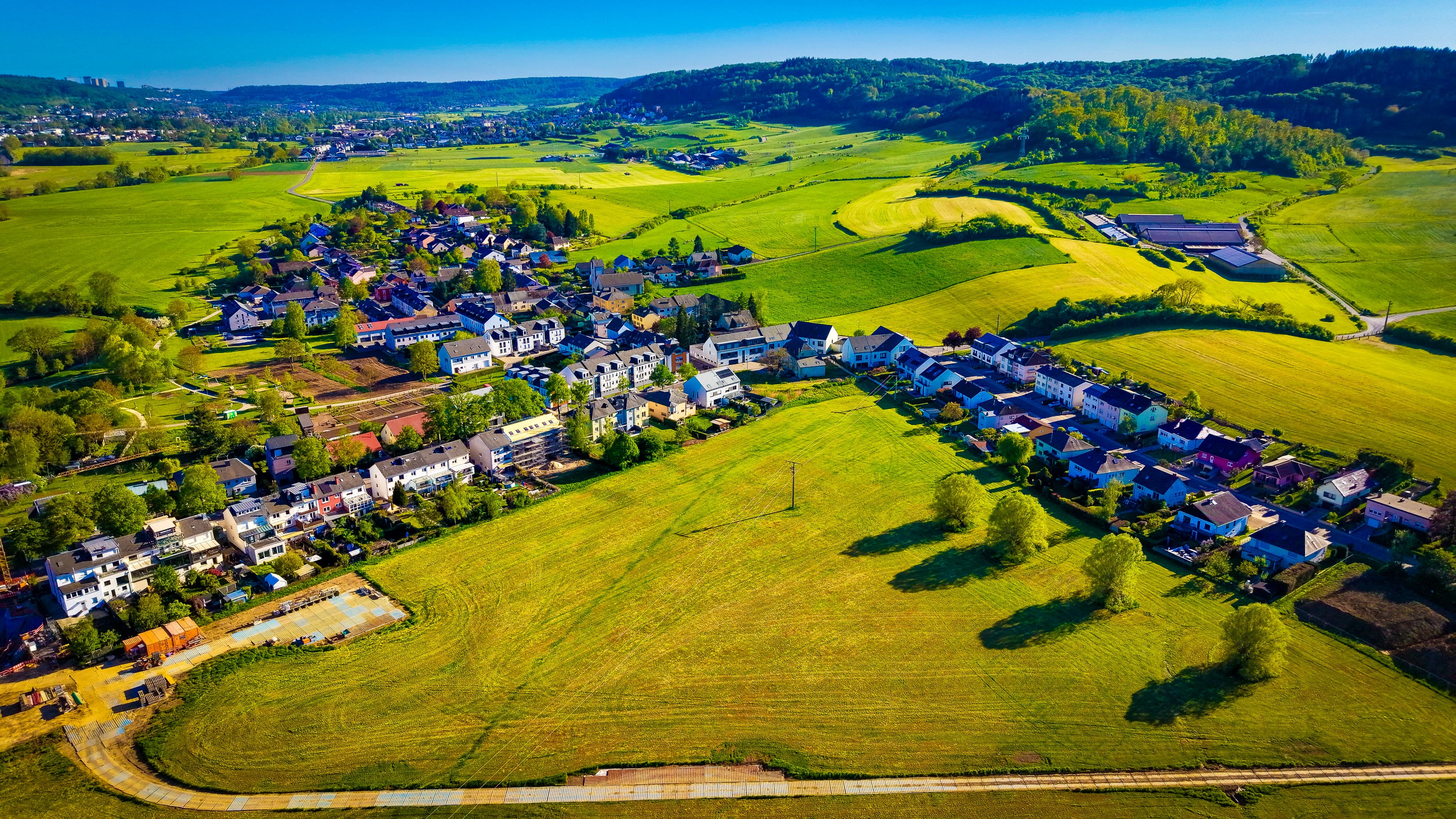 Luxembourg · Spring Village