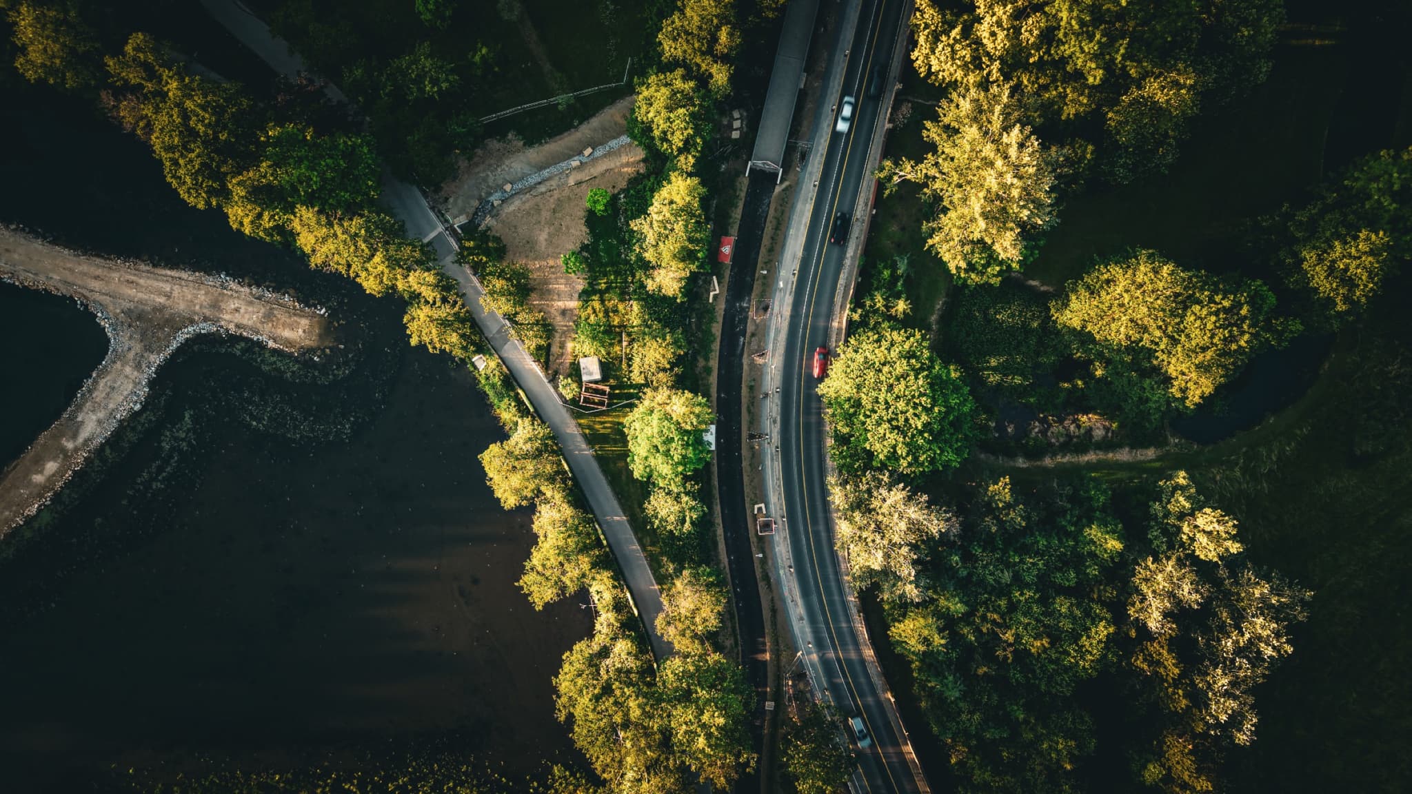The Crossroads at the Edge